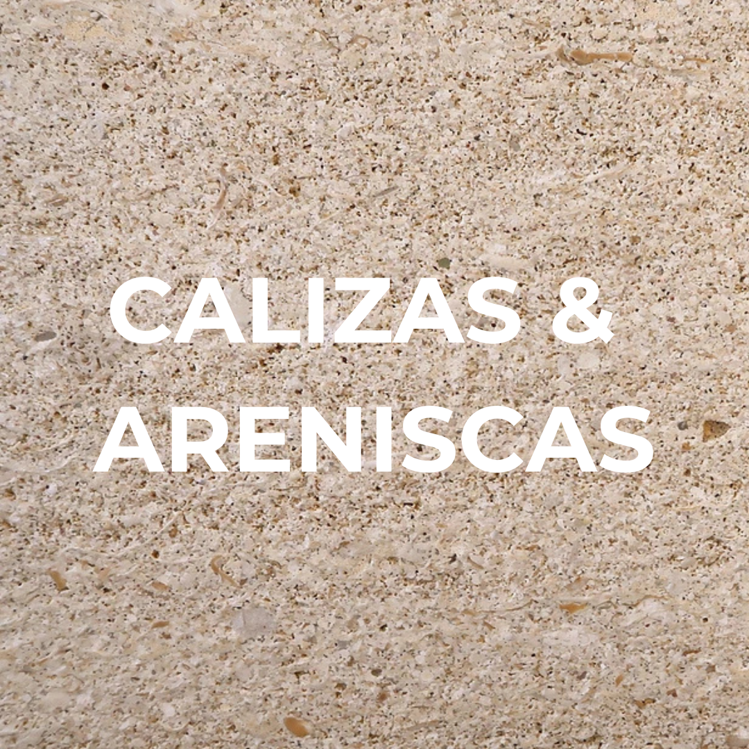 Variedad de calizas y areniscas naturales con texturas y tonos distintivos.